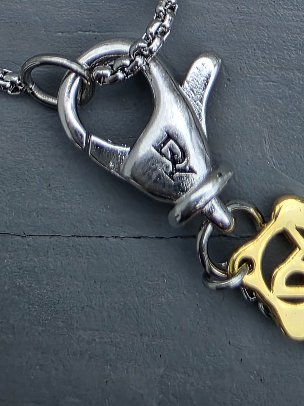 David Yurman Cable Collectibles cross necklace - Picture 7 of 10